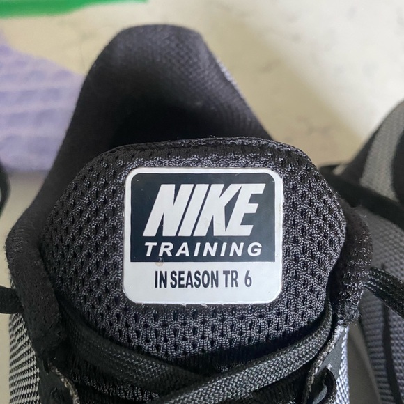 Nike memory foam insole tennis shoes size 7.5 - Picture 3 of 5